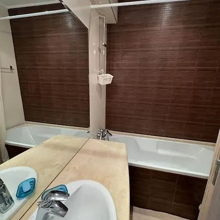 Apartment с изглед към морето в ла мер Golden Sands
