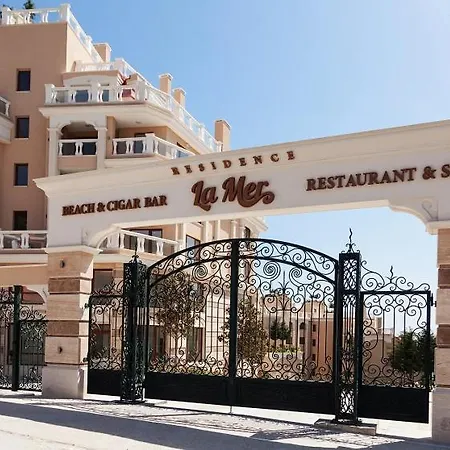 с изглед към морето в ла мер Apartment *